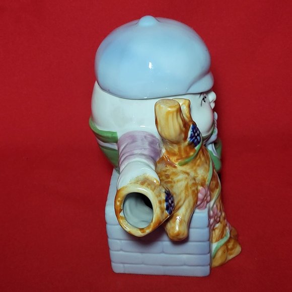 Vintage Feitx Humpty Dumpty Sitting On  Wall Decorative Porcelain Teapot - Picture 13 of 14